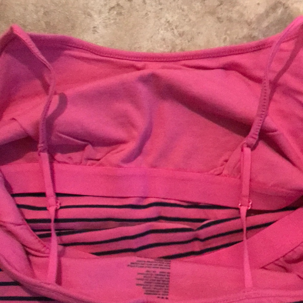 Gap Camisole - Picture 3 of 3